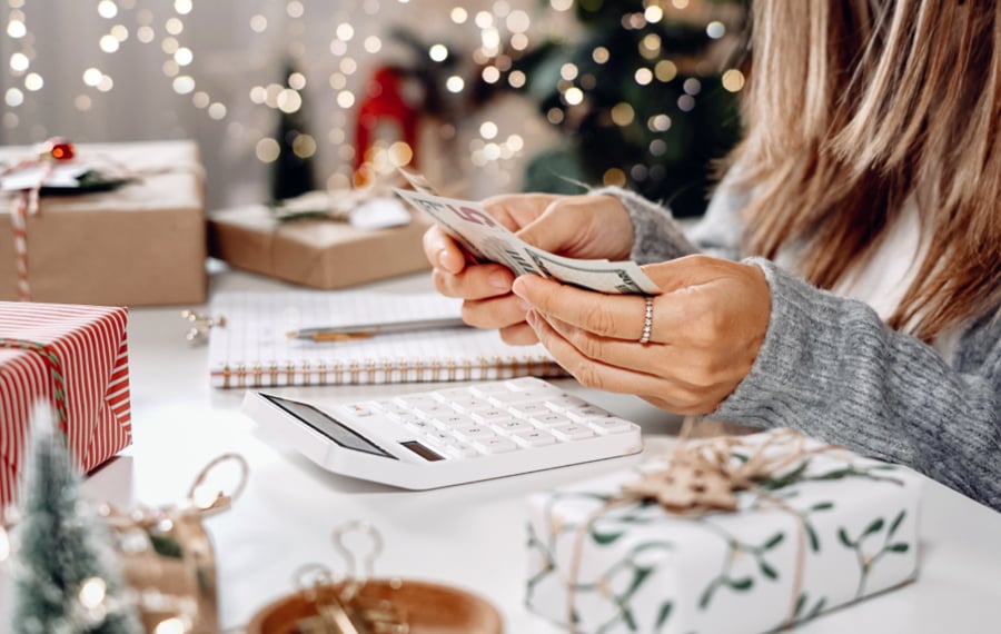 holiday-shopping-and-spending